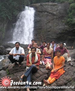 Thenmala Dam